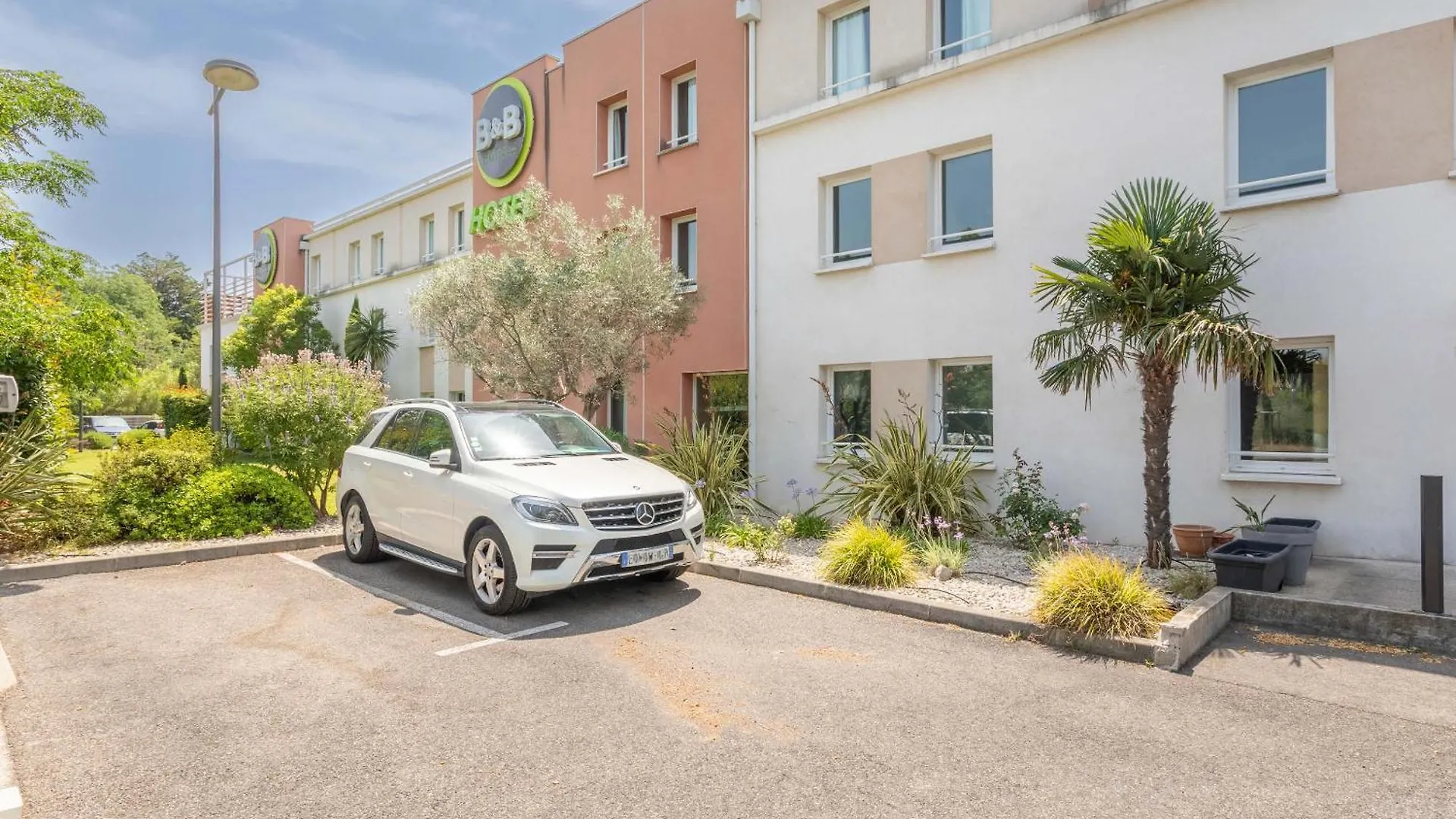 B&B Hotel Marseille Aeroport Saint-Victoret