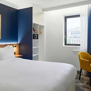 *** Hotel 17 Batignolles Francie